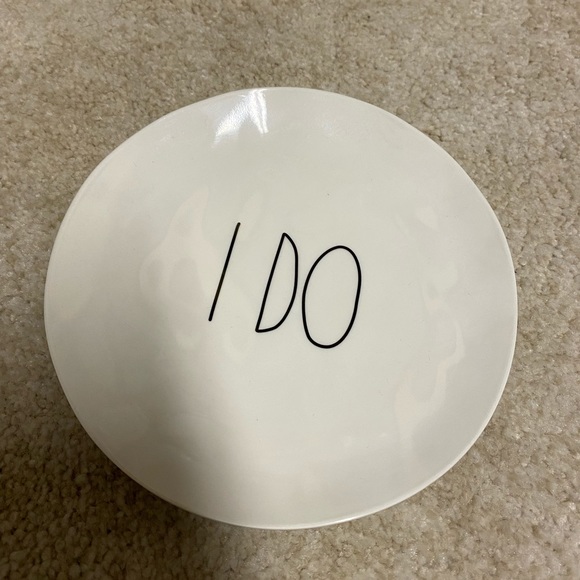 2/$30⚡️- HOME | Rae Dunn “I Do” plate 💍 - Picture 1 of 2